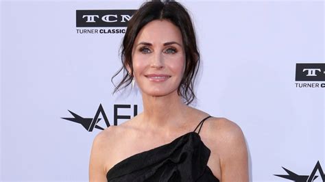 courteney cox boobs|Courteney Cox Shows Off Hot Body at 56 in Sexy Bikini.